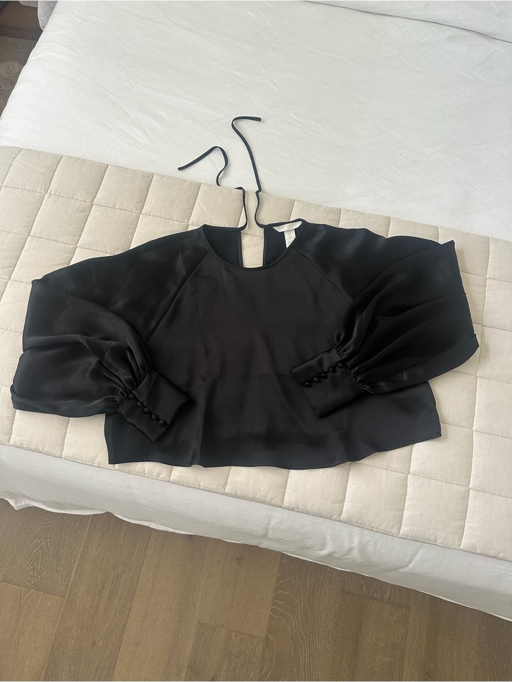 H&M Black Puff-Sleeve Cropped Blouse